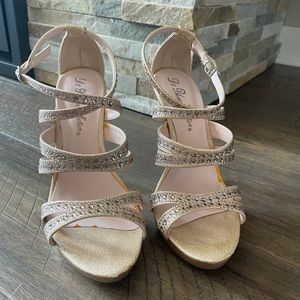 Gold Stiletto Heels Size 7 1/2.